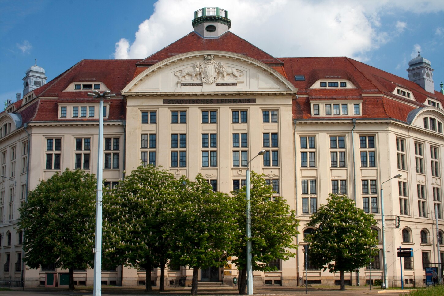 Gebäudeansicht des Finanzamt Leipzig I